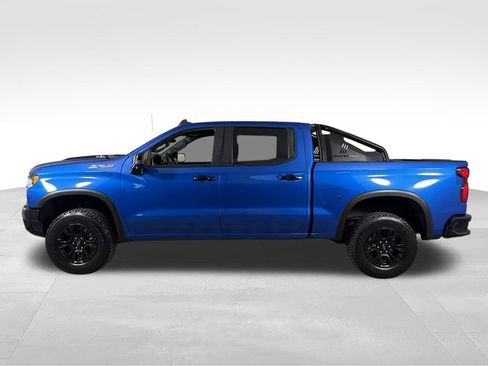 Used 2023 Chevrolet Silverado 1500 ZR2 w/ Technology Package AWD/4WD image 10