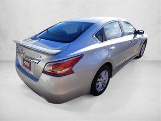 Used 2015 Nissan Altima 2.5 S w/ Sport Value Package video 4