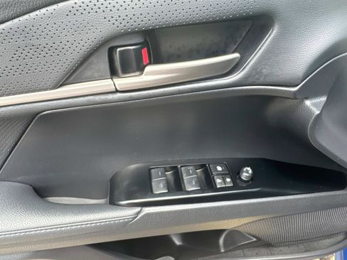 Used 2025 Toyota Camry XSE image 18