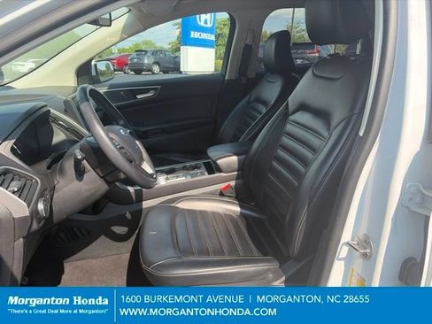 Used 2024 Ford Edge SEL AWD/4WD image 12