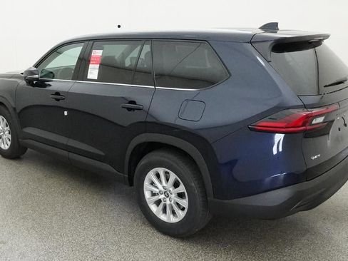 New 2026 Toyota Grand Highlander XLE FWD image 5