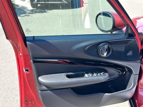Used 2024 MINI Cooper Clubman S FWD image 11