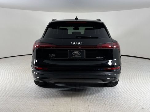 Used 2021 Audi e-tron Premium w/ Convenience Plus Package AWD/4WD image 4