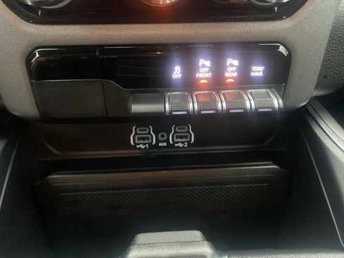 Used 2025 RAM 1500 Big Horn image 28
