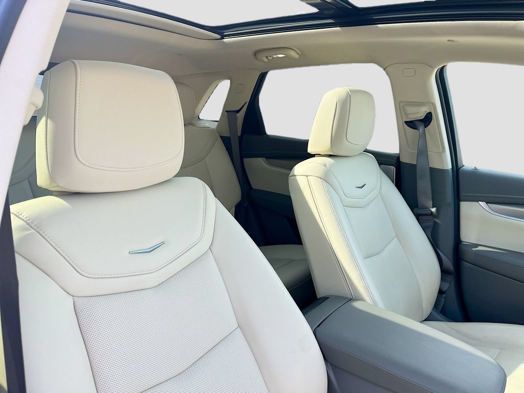 Used 2024 Cadillac XT5 Premium Luxury FWD image 29