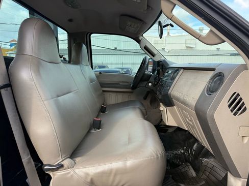 Used 2008 Ford F350 2WD Regular Cab Super Duty image 9
