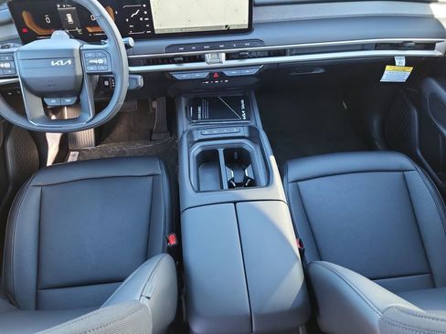 New 2027 Kia Telluride S image 10