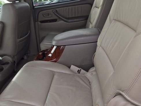 Used 2006 Toyota Sequoia Limited AWD/4WD image 8
