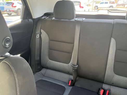 Used 2023 Chevrolet TrailBlazer LT w/ Convenience Package FWD image 39