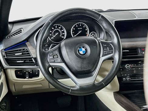 Used 2018 BMW X5 xDrive40e AWD/4WD image 18