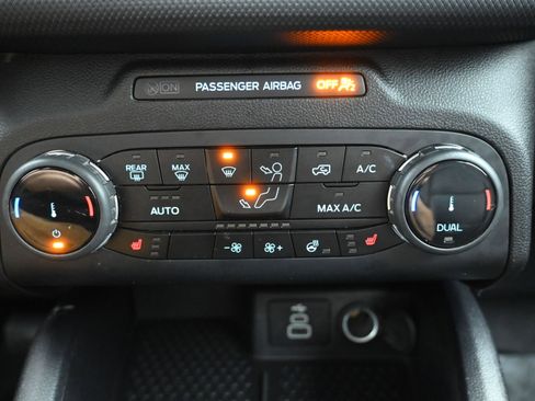 Used 2023 Ford Bronco Sport Outer Banks image 17