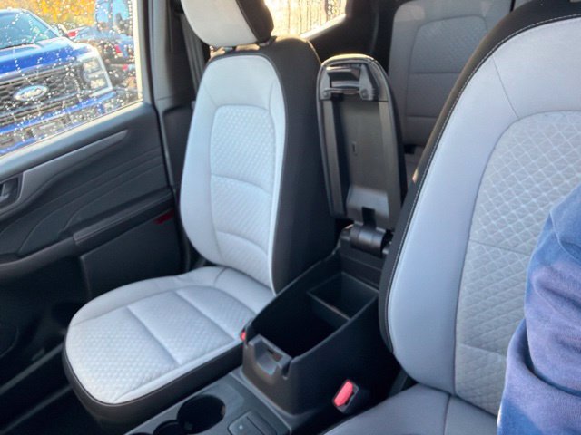 Used 2023 Ford Escape Active AWD/4WD image 28