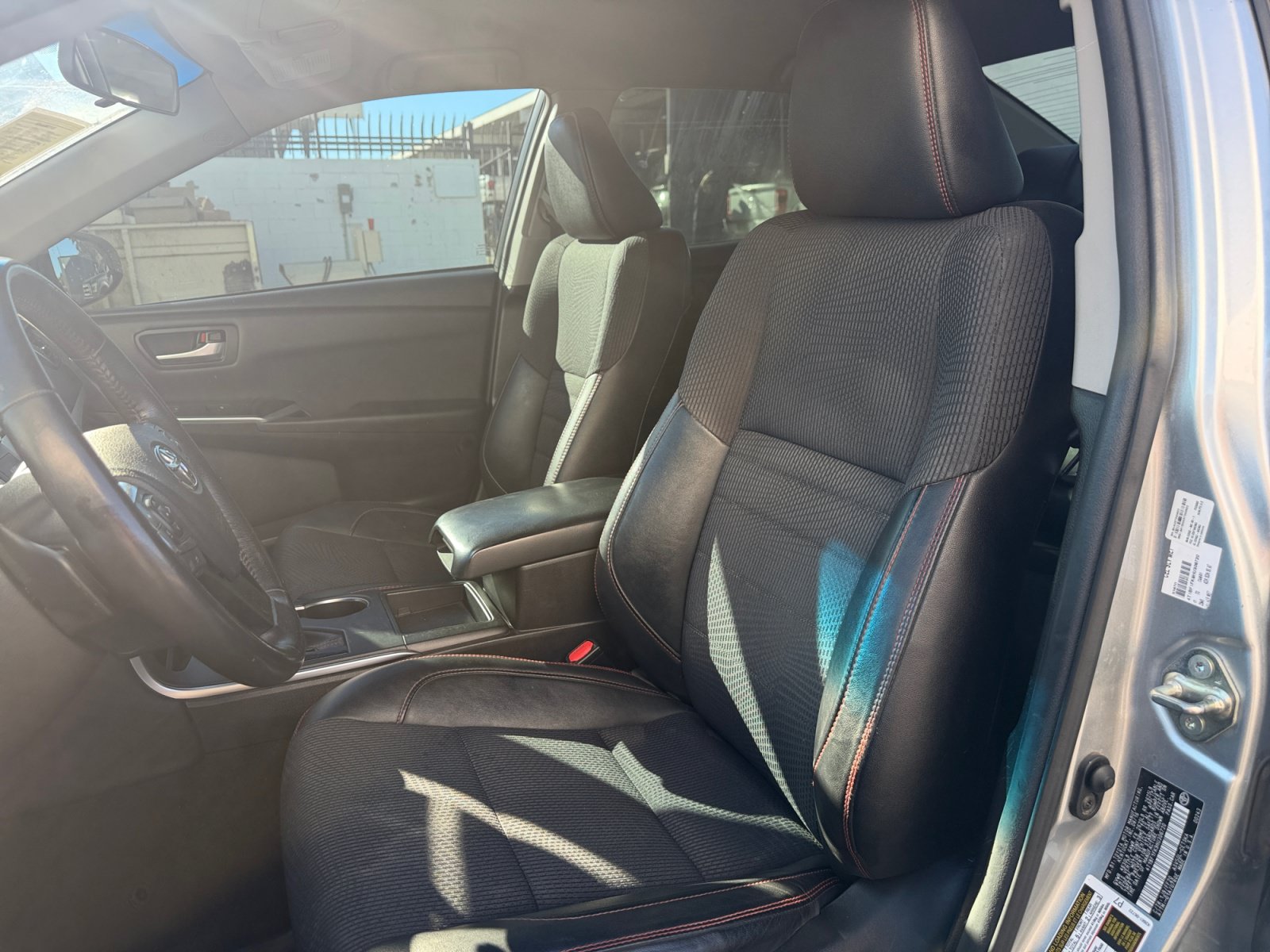 Used 2017 Toyota Camry SE FWD image 15