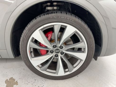 Used 2024 Audi SQ5 Premium Plus image 12