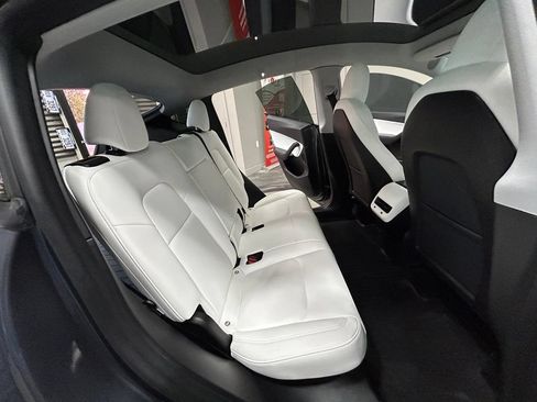 Used 2021 Tesla Model Y Performance AWD/4WD image 44