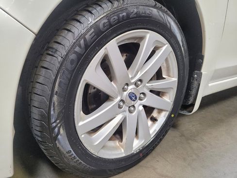 Used 2015 Subaru Impreza 2.0i Premium AWD/4WD image 31