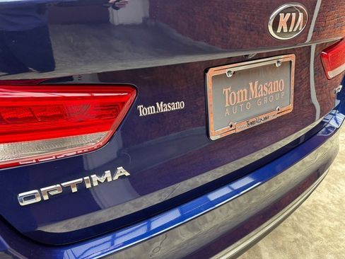 Used 2016 Kia Optima EX w/ Premium Package image 5