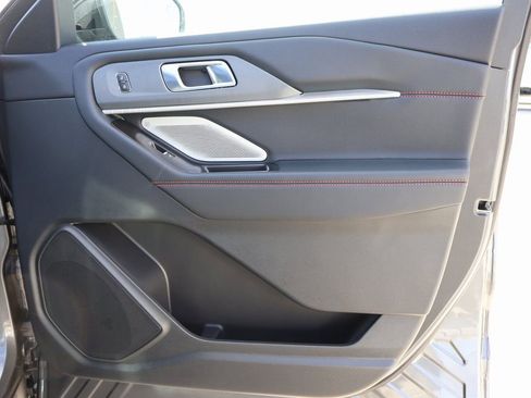 New 2026 Ford Explorer ST w/ Sun And Sound Package image 9