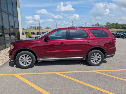 Used 2020 Dodge Durango SXT AWD/4WD image 3
