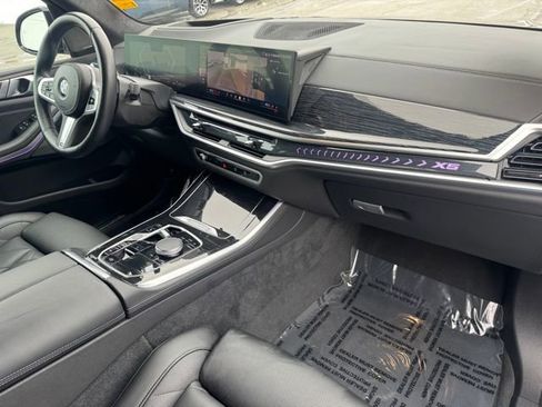 Certified 2024 BMW X5 xDrive40i w/ M Sport Package image 31