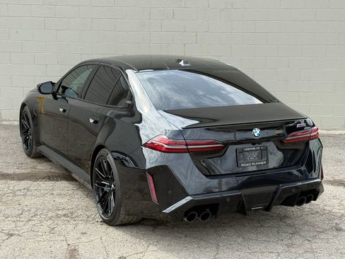 Used 2025 BMW M5 Sedan 4D w/ Executive Package image 9