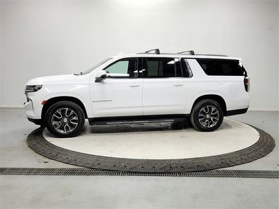 Used 2024 Chevrolet Suburban LT w/ Luxury Package