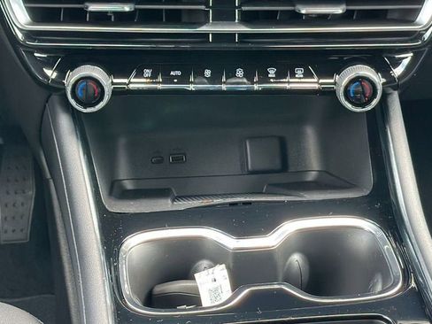 New 2026 Chevrolet Traverse LT w/ Driver Confidence Package image 20