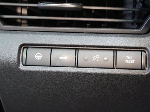 Used 2019 Nissan Altima 2.5 Platinum image 17