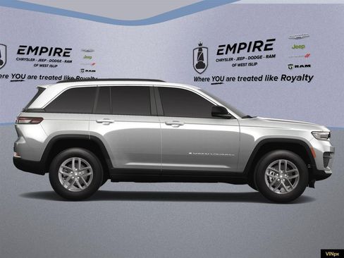 New 2025 Jeep Grand Cherokee Laredo X w/ Luxury Tech Group I AWD/4WD image 12
