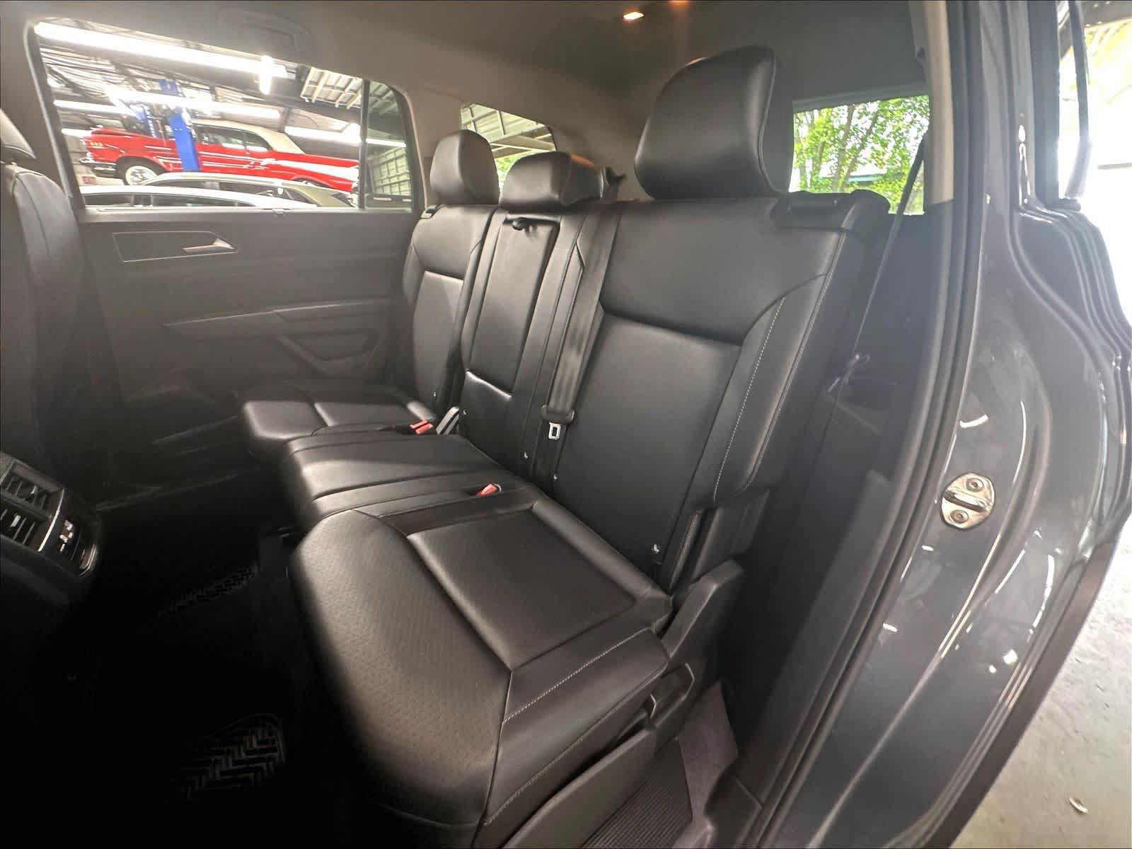 Used 2019 Volkswagen Atlas SE w/ Towing Package FWD image 25