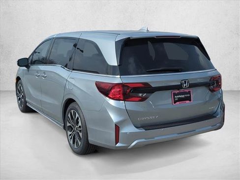 New 2026 Honda Odyssey Elite image 4