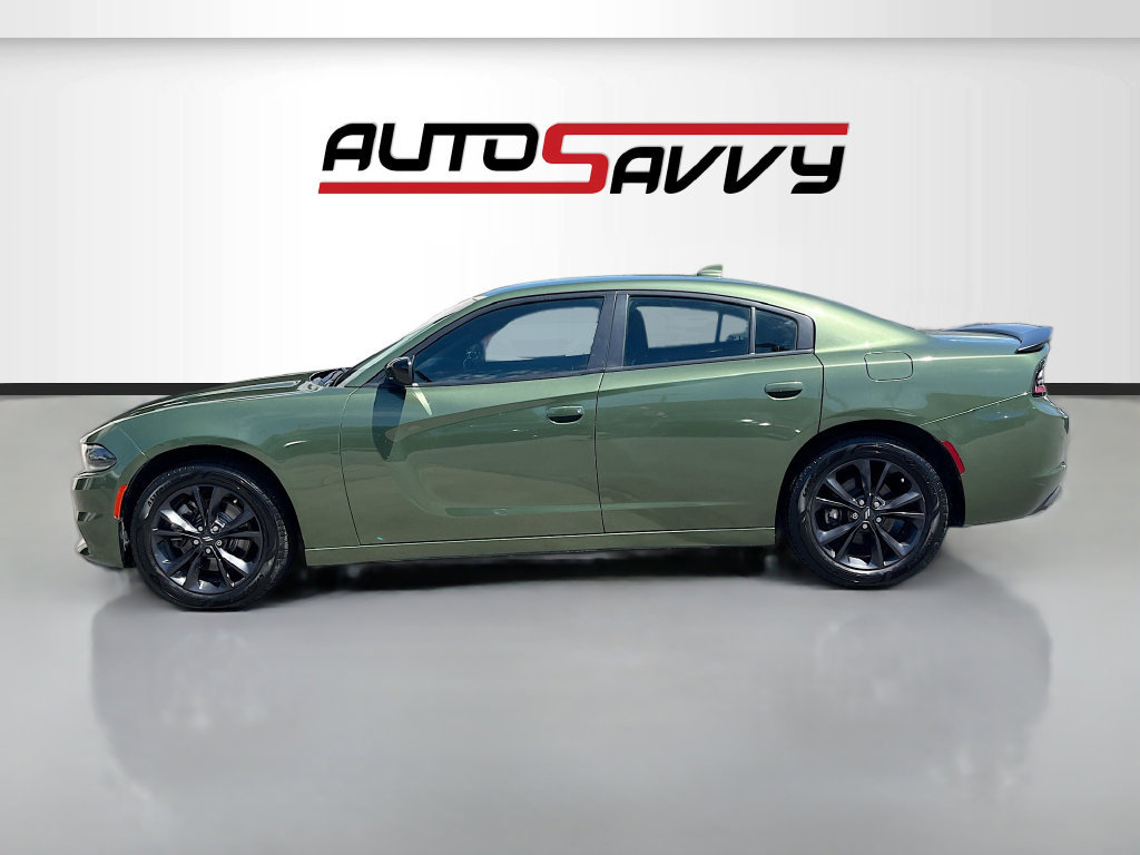Used 2023 Dodge Charger SXT w/ Blacktop Package AWD/4WD image 4