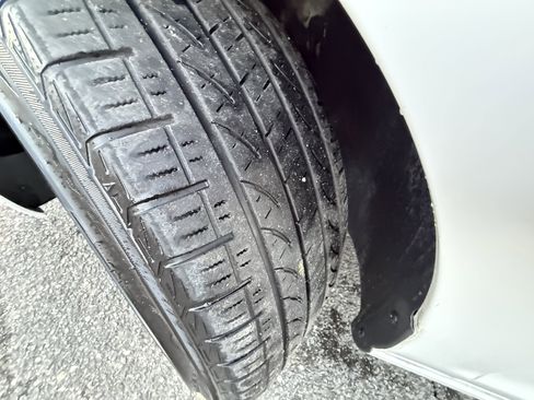 Used 2011 Volkswagen GTI 4-Door image 33