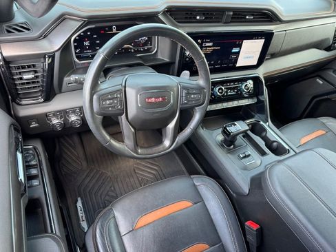 Used 2024 GMC Sierra 1500 AT4 w/ AT4 Premium Package AWD/4WD image 30