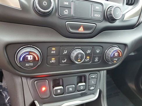 Used 2019 GMC Terrain Denali w/ Advanced Safety Package image 22