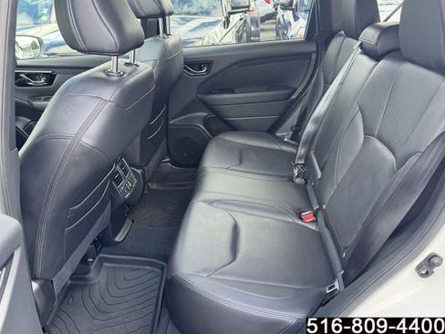 Used 2025 Subaru Forester Limited AWD/4WD image 38