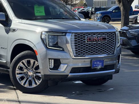 Used 2024 GMC Yukon Denali image 2