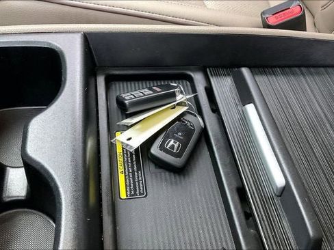 Certified 2024 Honda Odyssey Elite image 14