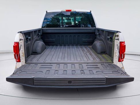 Used 2015 Ford F150 Lariat RWD image 10