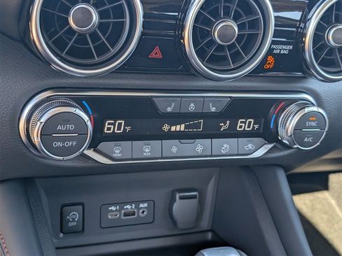 New 2025 Nissan Sentra SR w/ SR Premium Package image 13