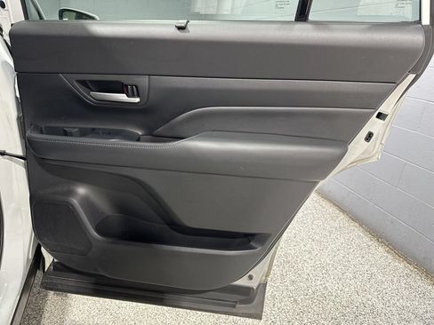 Certified 2024 Toyota Grand Highlander AWD image 21