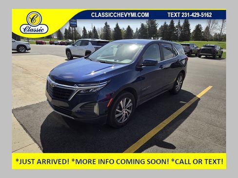 Used 2023 Chevrolet Equinox LT AWD/4WD image 1
