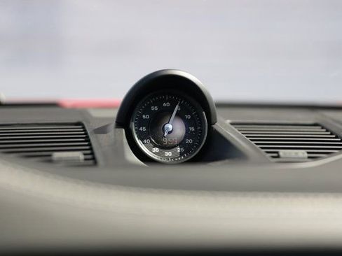 Certified 2025 Porsche 911 Carrera image 18