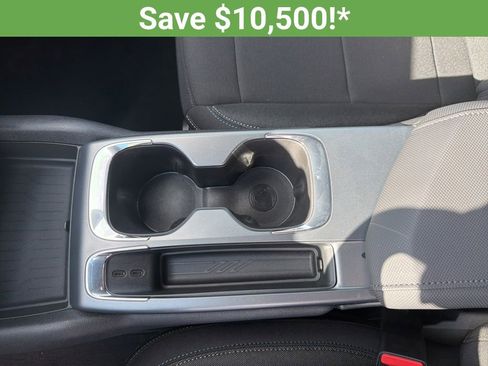 New 2026 Chevrolet Equinox EV LT image 14