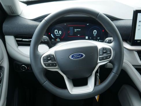 New 2026 Ford Explorer Active AWD/4WD image 17