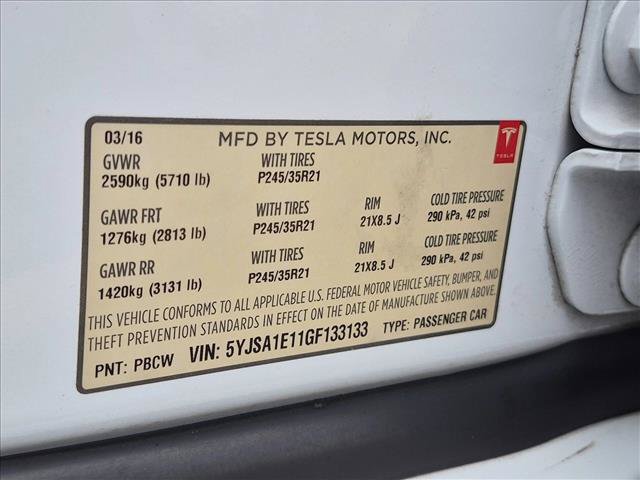 Used 2016 Tesla Model S 70 RWD image 23
