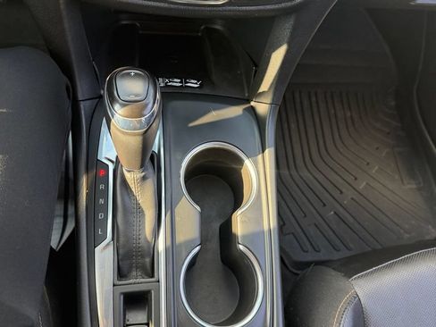 Used 2019 Chevrolet Equinox Premier AWD/4WD image 15