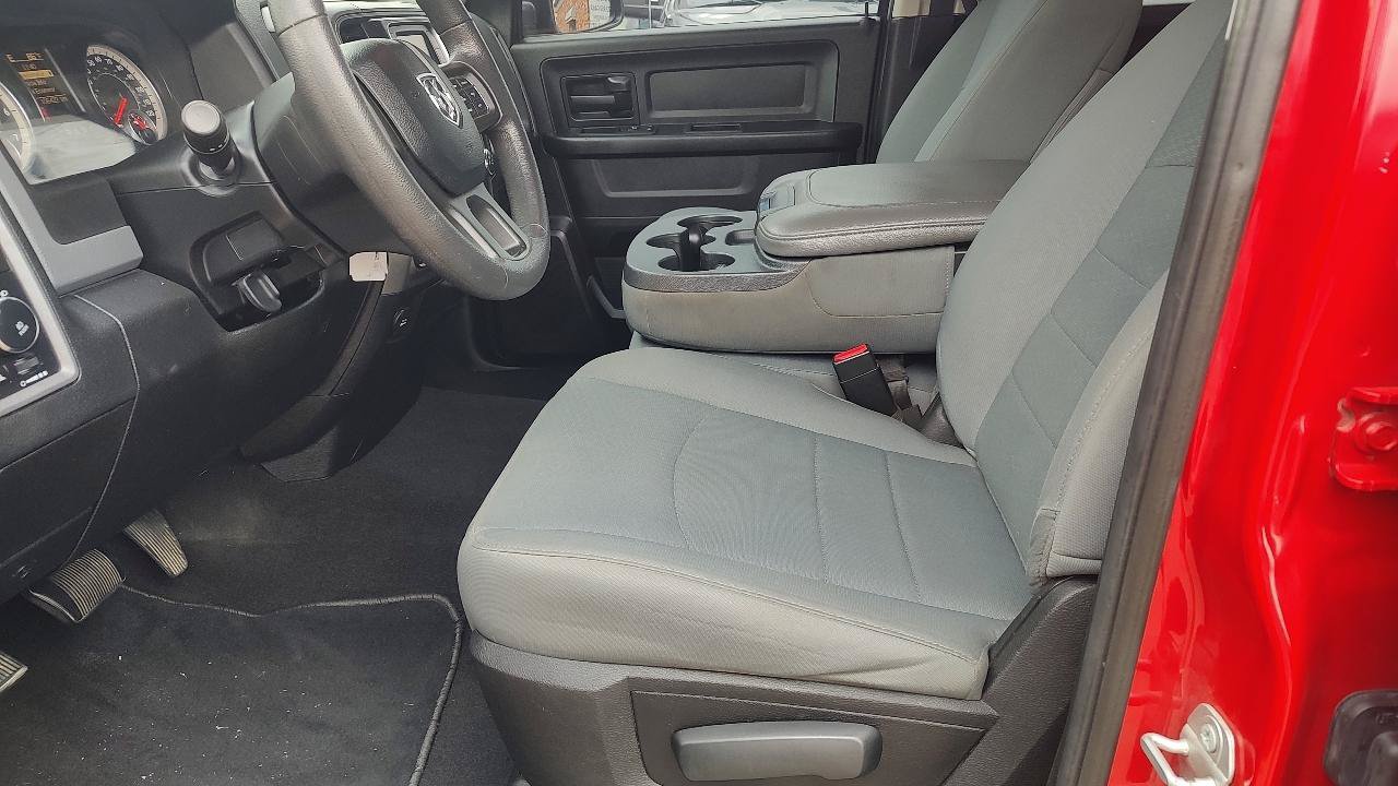 Used 2019 RAM 1500 Express w/ Express Value Package AWD/4WD image 9
