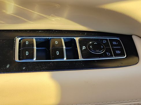 New 2025 Cadillac Escalade IQ Luxury 2 image 13