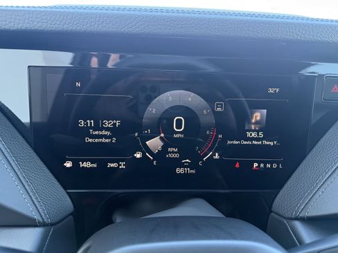 Used 2025 GMC Yukon XL Denali image 29